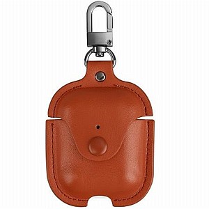 נרתיק עור מדגם Snap Hook Leather Case מבית LaTera לאוזניות AirPods (צבע חום) נרתיק עור מדגם Snap Hook Leather Case מבית LaTera לאוזניות AirPods (צבע חום)