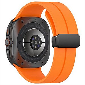 רצועת סיליקון מדגם Hole Magnetic Folding Buckle Silicone Band מבית iBands לשעון חכם מדגם: Samsung Galaxy Watch Ultra 47mm (צבע White) רצועת סיליקון מדגם Hole Magnetic Folding Buckle Silicone Band מבית iBands לשעון חכם מדגם: Samsung Galaxy Watch Ultra 47mm (צבע White)